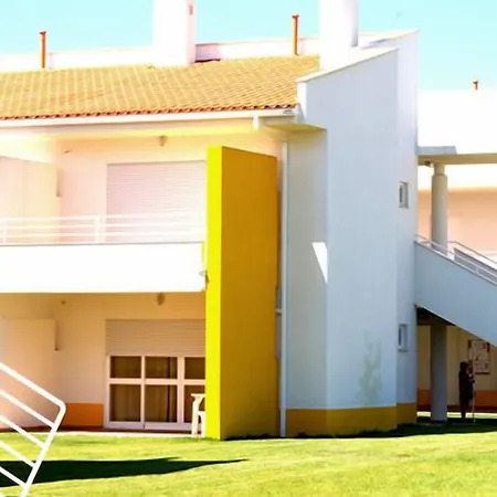 Hotell Aldeamento Turistico De Palmela 3*