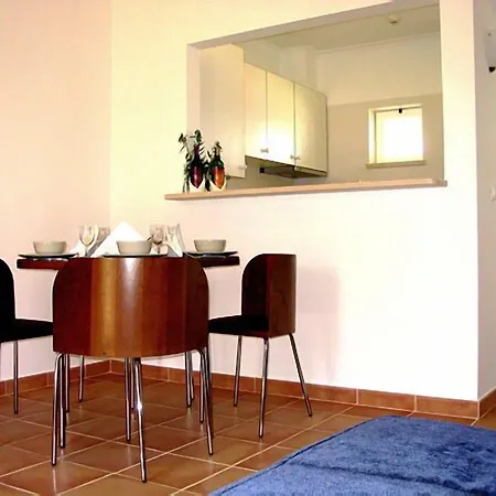 Отель Aldeamento Turistico De Palmela 3*