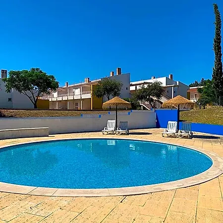 Aldeamento Turístico De Palmela Hotel 3*