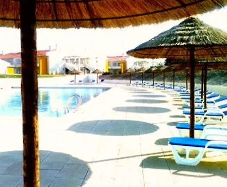 Aldeamento Turistico De Palmela Hotell Cajados