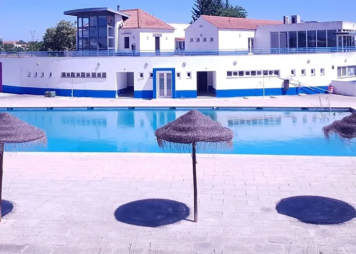 Aldeamento Turistico De Palmela 3* Cajados